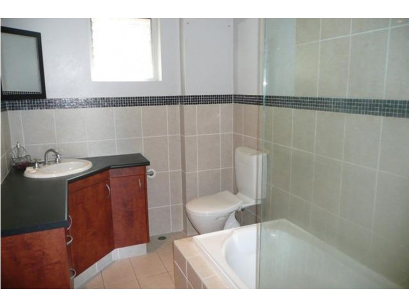 7/38 Sunbrite Avenue, Mermaid Beach QLD 4218