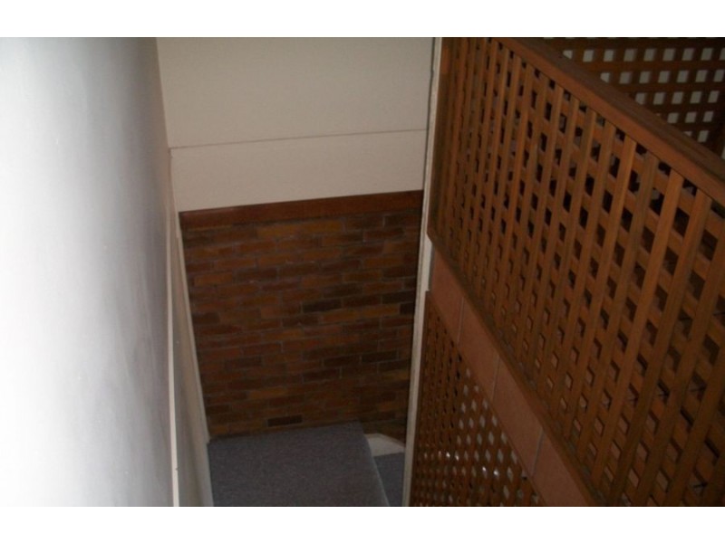 2/2052 Gold Coast Highway, Miami QLD 4220