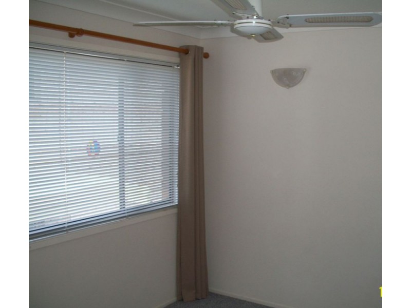 2/2052 Gold Coast Highway, Miami QLD 4220