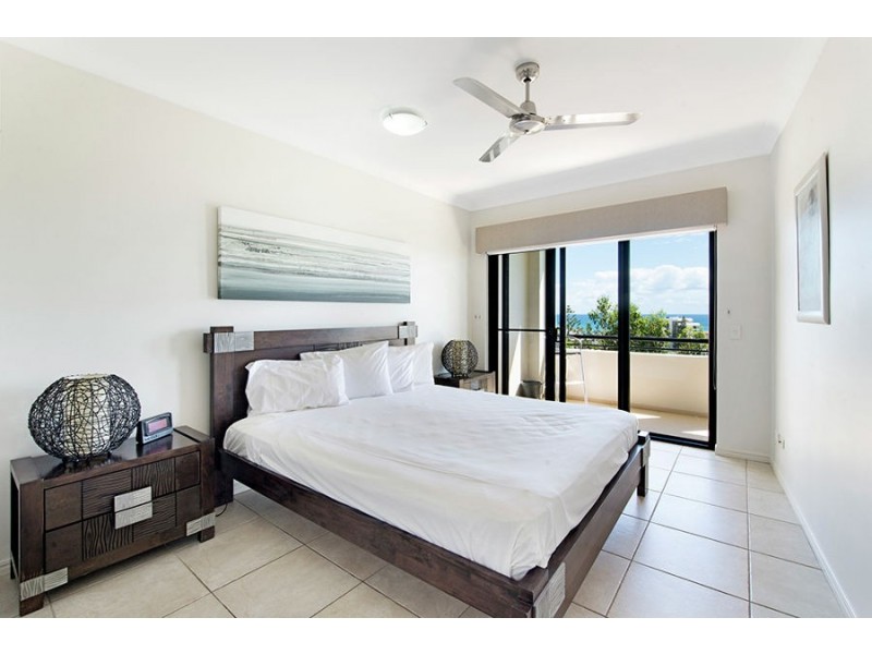 D13/1 Great Hall Drive, Nobby Beach QLD 4218