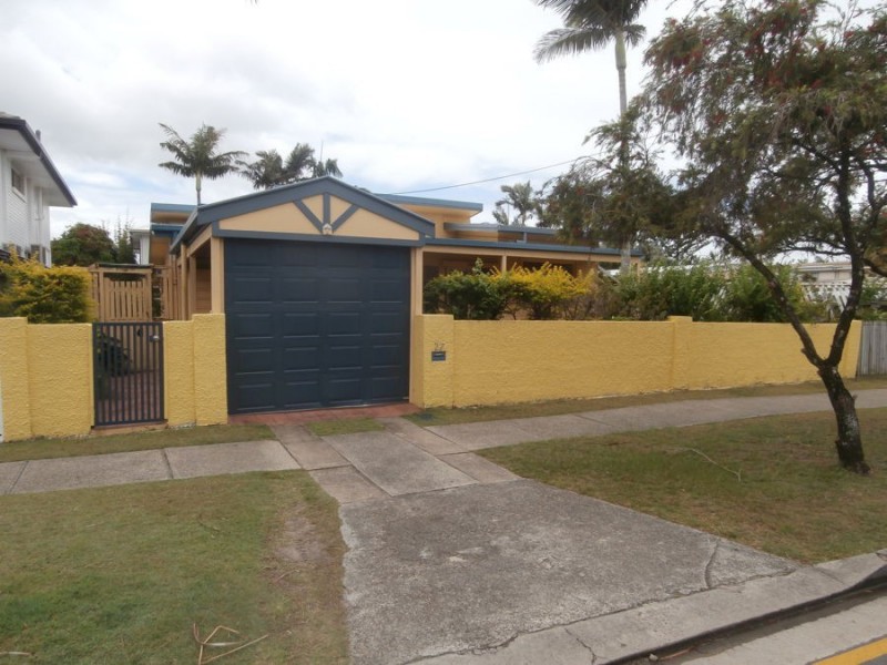 27 Seabeach Avenue, Mermaid Beach QLD 4218