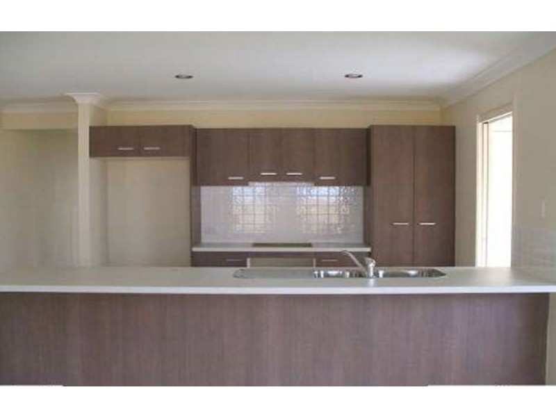 13 Ernestine Circuit, Eagleby QLD 4207