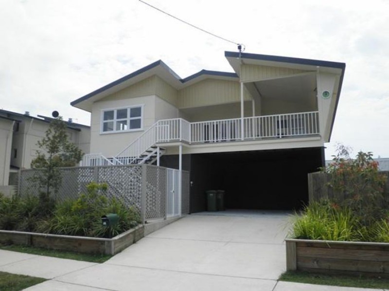 115 Sunshine Parade, Miami QLD 4220