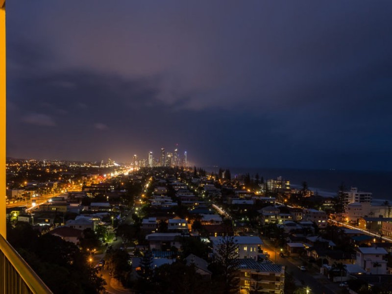 D30/1 ‘Magic Mountain” Great Hall Drive, Miami QLD 4220