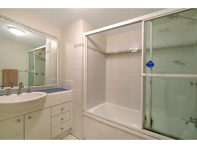 11/28 Chairlift Avenue, Nobby Beach QLD 4218