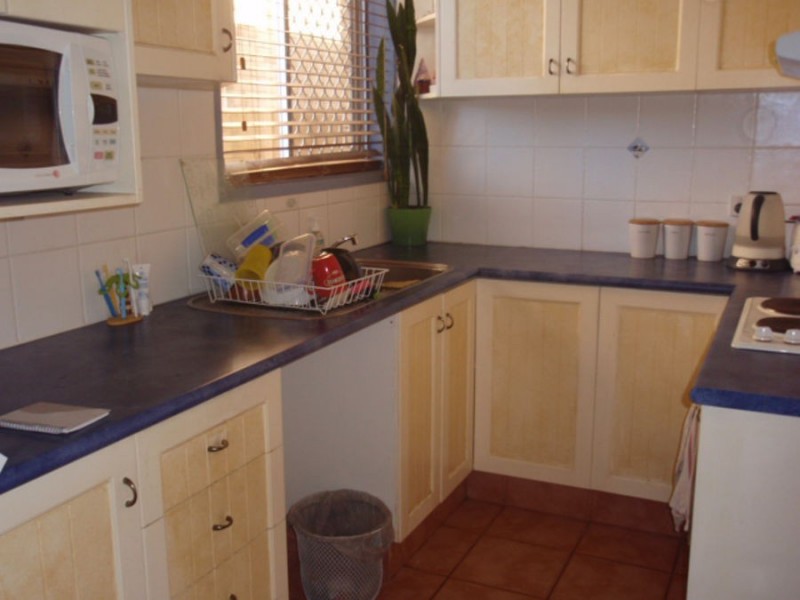 1/20 Mary Avenue, Broadbeach QLD 4218