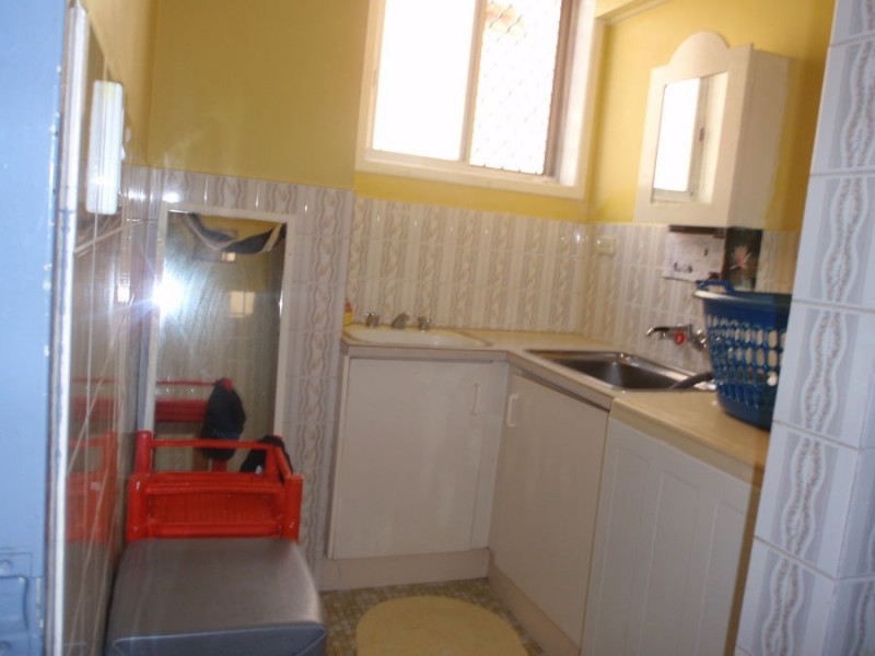 1/20 Mary Avenue, Broadbeach QLD 4218