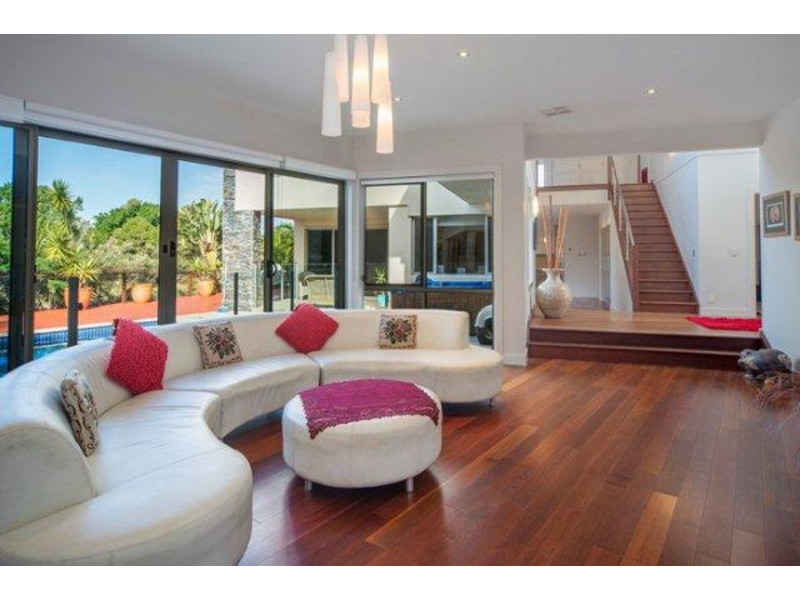 2024 The Boulevard, Benowa QLD 4217