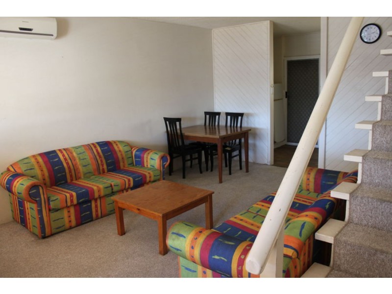 1/49 Surf Parade, Broadbeach QLD 4218