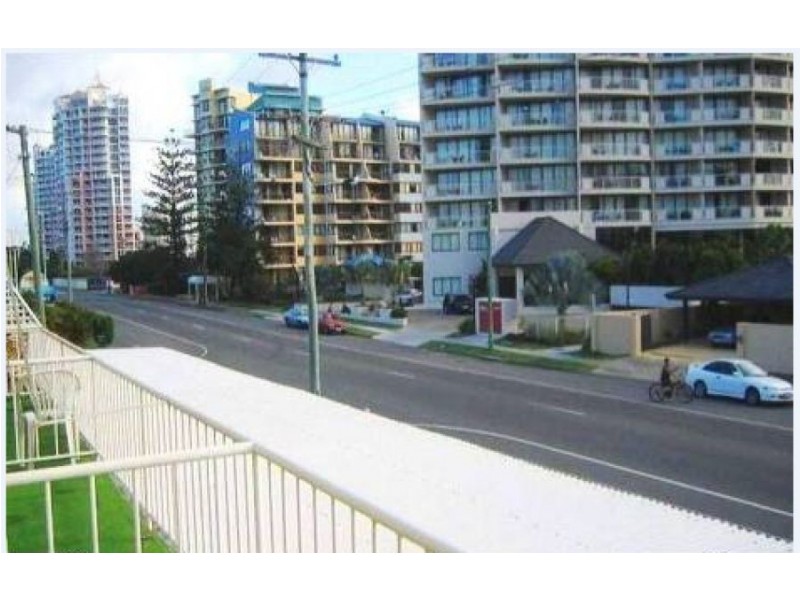 1/49 Surf Parade, Broadbeach QLD 4218