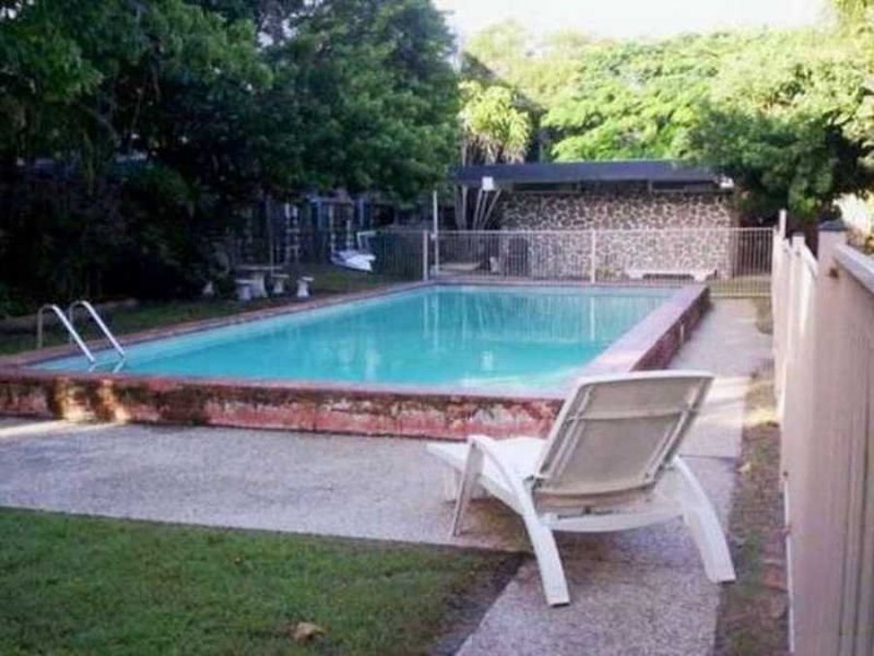 17/2309 “Seahorse Apartments” Gold Coast Highway, Mermaid Beach QLD 4218