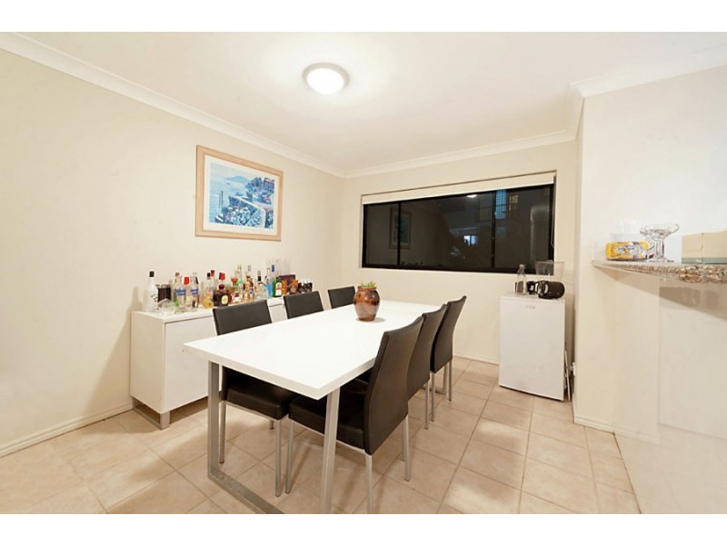 E37/1 Great Hall Drive, Nobby Beach QLD 4218