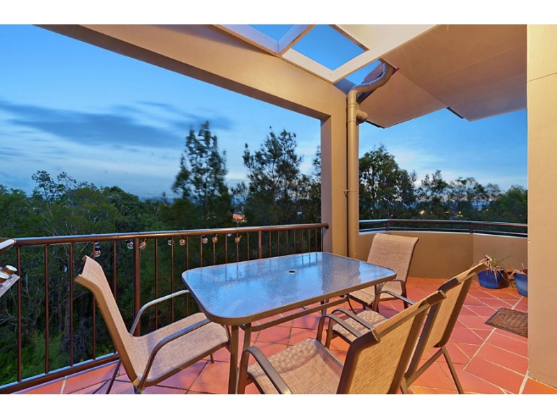 E37/1 Great Hall Drive, Nobby Beach QLD 4218