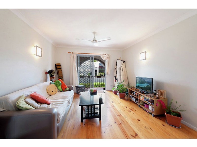 6/2118 Gold Coast Highway, Miami QLD 4220