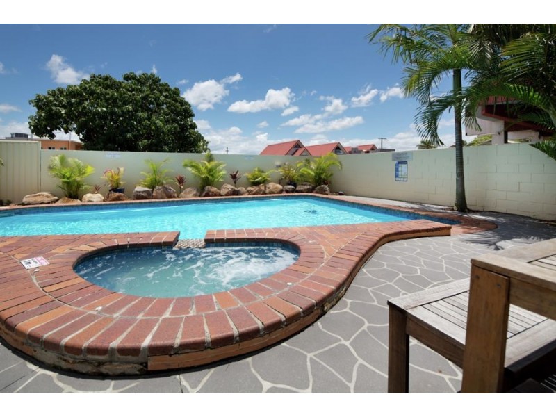 300 The Esplanade, Burleigh Heads QLD 4220