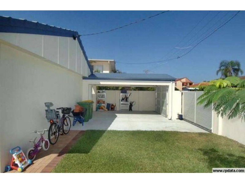 30 Surf Street, Mermaid Beach QLD 4218