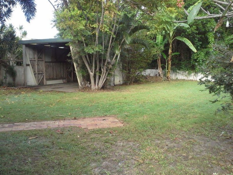 14 Sunshine Parade, Miami QLD 4220