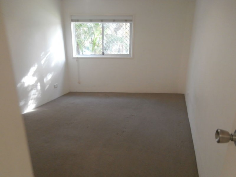 2/189 Surf Parade, Surfers Paradise QLD 4217