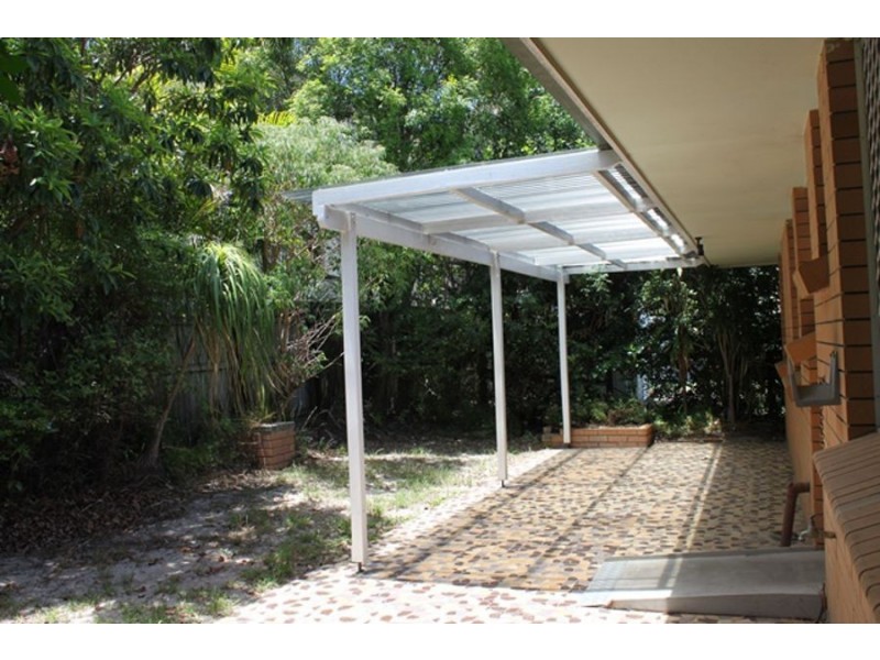 33 Seagull Avenue, Nobby Beach QLD 4218