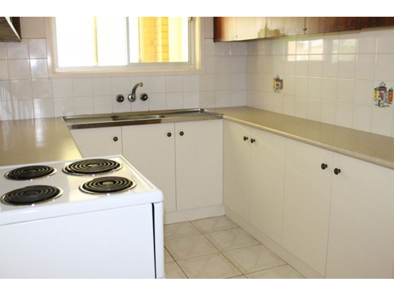 33 Seagull Avenue, Nobby Beach QLD 4218