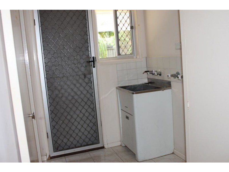 33 Seagull Avenue, Nobby Beach QLD 4218