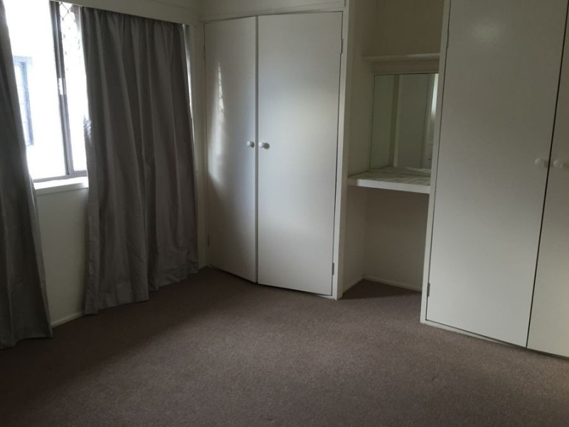 1 2042 Gold Coast Highway, Miami QLD 4220