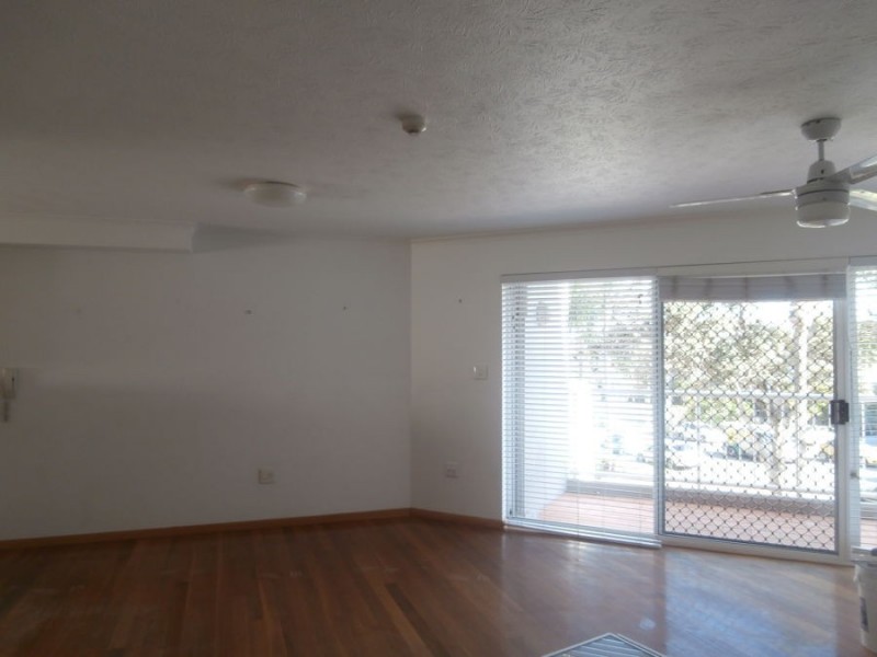 36 Australia Avenue “Markham Court”, Broadbeach QLD 4218