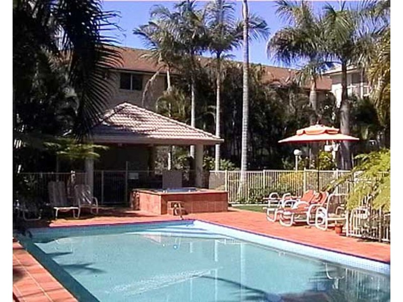 16/15 Santa Monica Drive, Miami QLD 4220