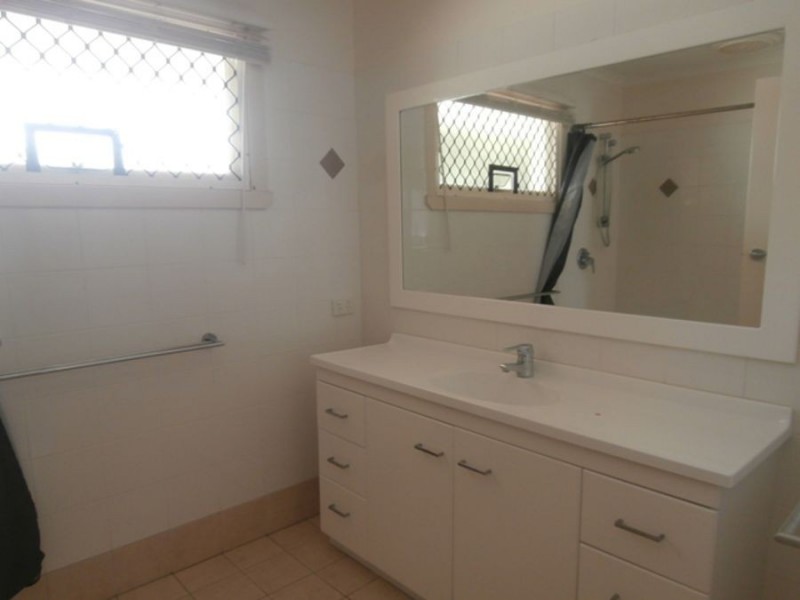 30 Surf Street., Mermaid Beach QLD 4218