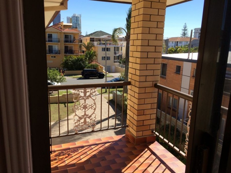 6/44 Sunbrite Avenue, Mermaid Beach QLD 4218