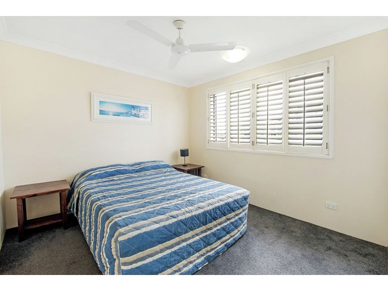 18/300 The Esplanade, Burleigh Heads QLD 4220