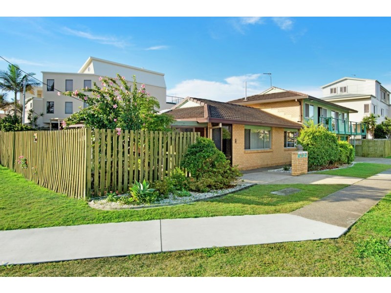 2/49 Petrel Avenue, Mermaid Beach QLD 4218
