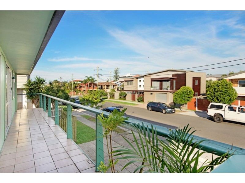 2/49 Petrel Avenue, Mermaid Beach QLD 4218