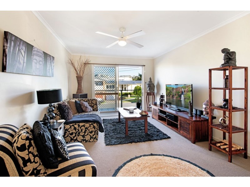 2/49 Petrel Avenue, Mermaid Beach QLD 4218