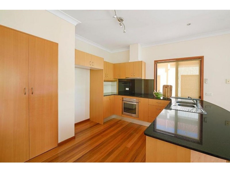 2/77 Laguna Avenue, Palm Beach QLD 4221