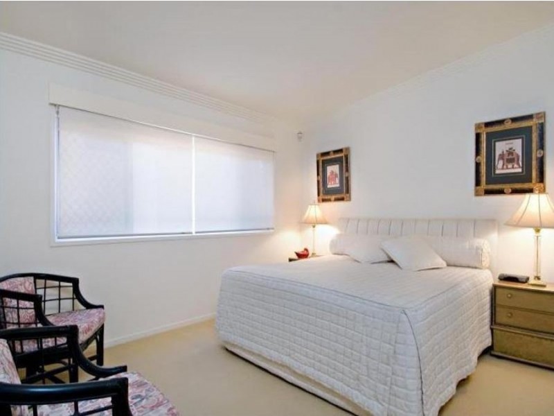 11 Lavarack Road, Mermaid Beach QLD 4218