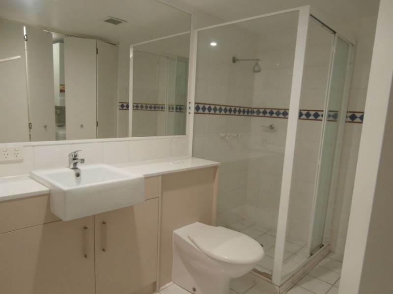 7/1 Great Hall Drive, Miami QLD 4220
