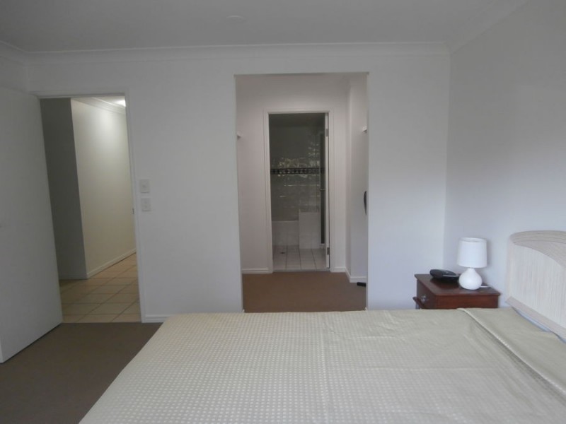 7/1 Great Hall Drive, Miami QLD 4220