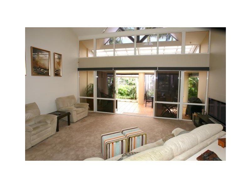 Clear Island Waters QLD 4226