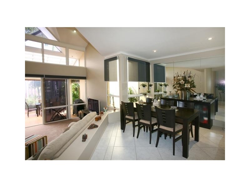 Clear Island Waters QLD 4226