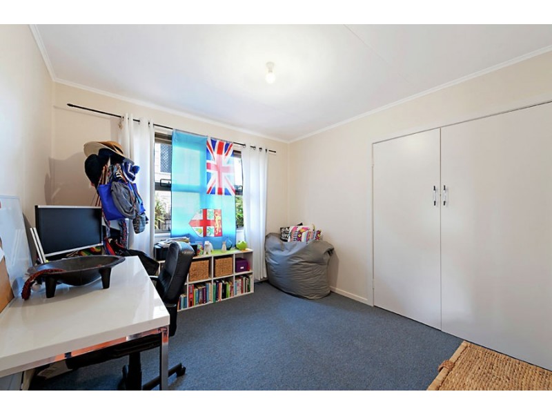 72 Kiers Road, Miami QLD 4220