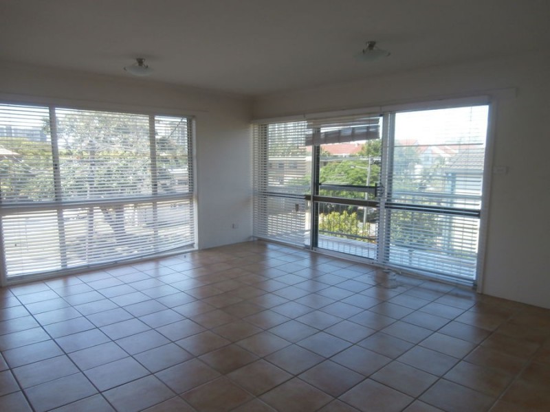 5/34 Genoa Street, Surfers Paradise QLD 4217