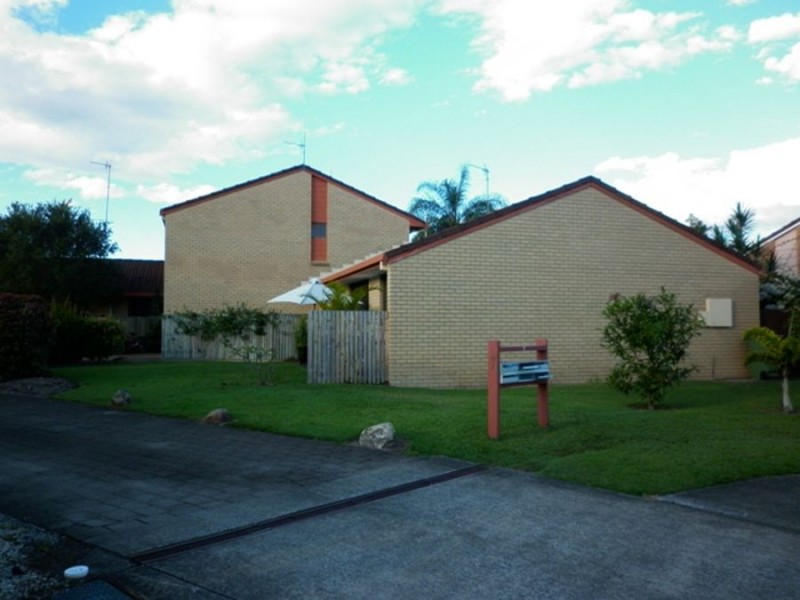 1/7 Peewee Place, Burleigh Waters QLD 4220