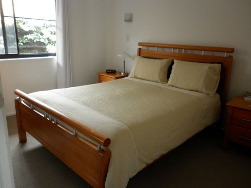 1/7 Peewee Place, Burleigh Waters QLD 4220