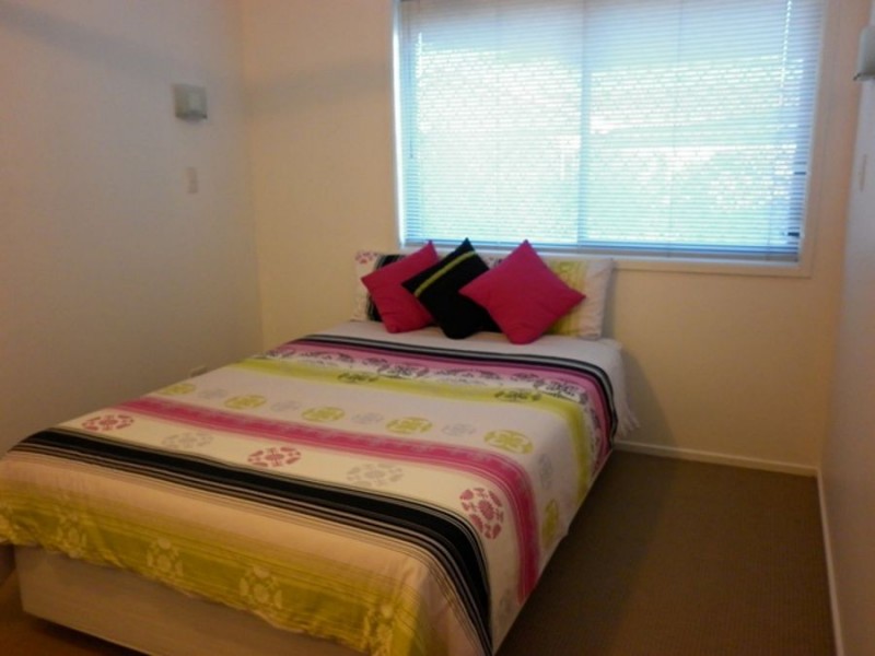 1/7 Peewee Place, Burleigh Waters QLD 4220