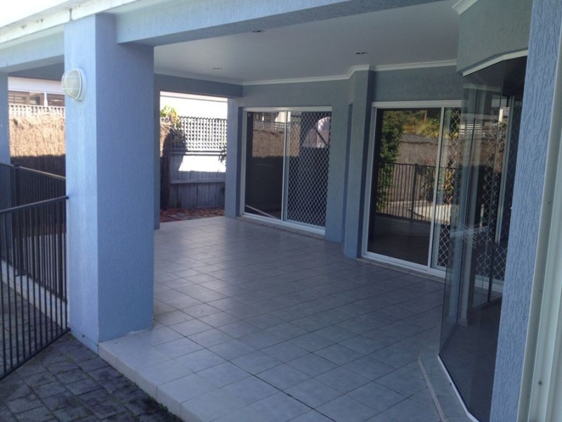101 Campbell St, Bundall QLD 4217