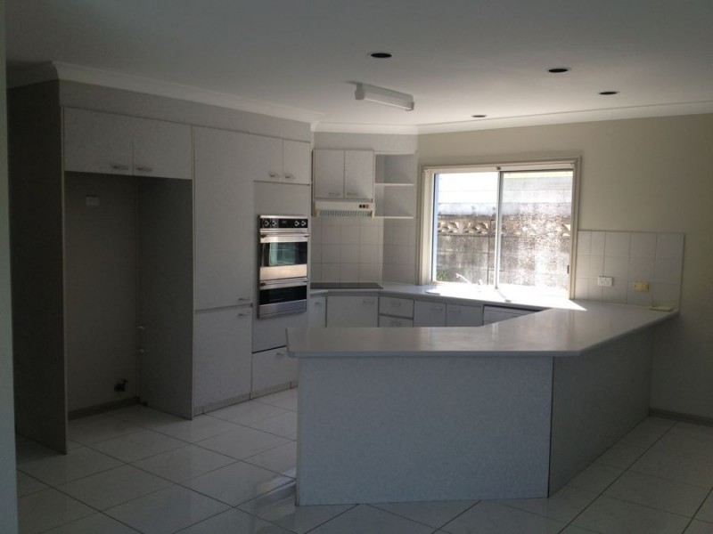 101 Campbell St, Bundall QLD 4217