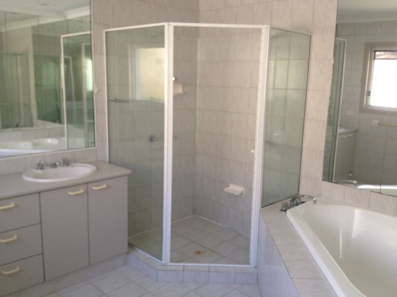101 Campbell St, Bundall QLD 4217