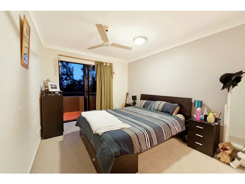 E37/1 “Magic Mountain” Great Hall Drive, Miami QLD 4220