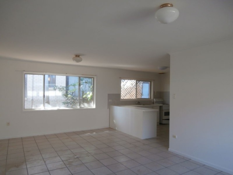 1/2297 Gold Coast Highway, Mermaid Beach QLD 4218